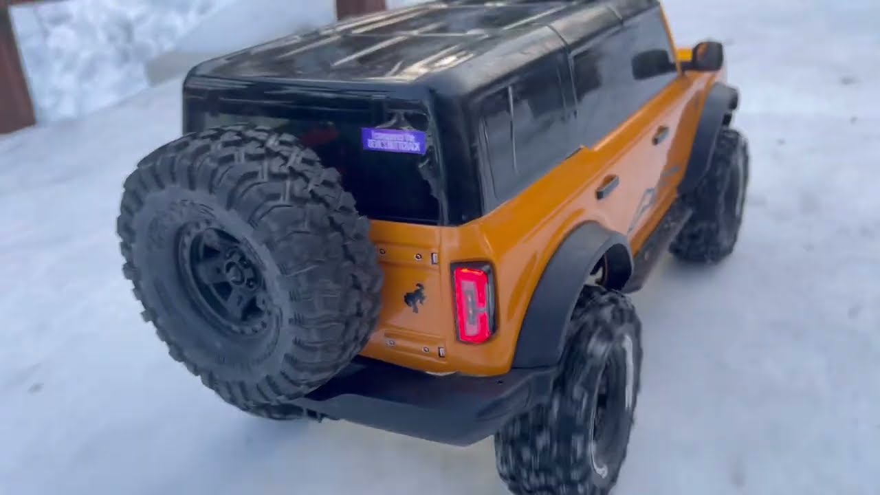 Traxxas TRX4 2021 Bronco winter crawl#automobile #offroad #truck#ford#snow 