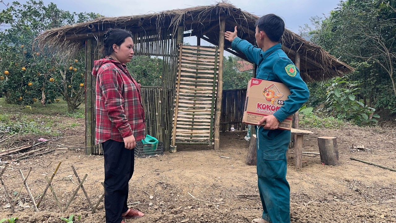 Добрый полицейский помогает матери-одиночке начать всё с нуля.
