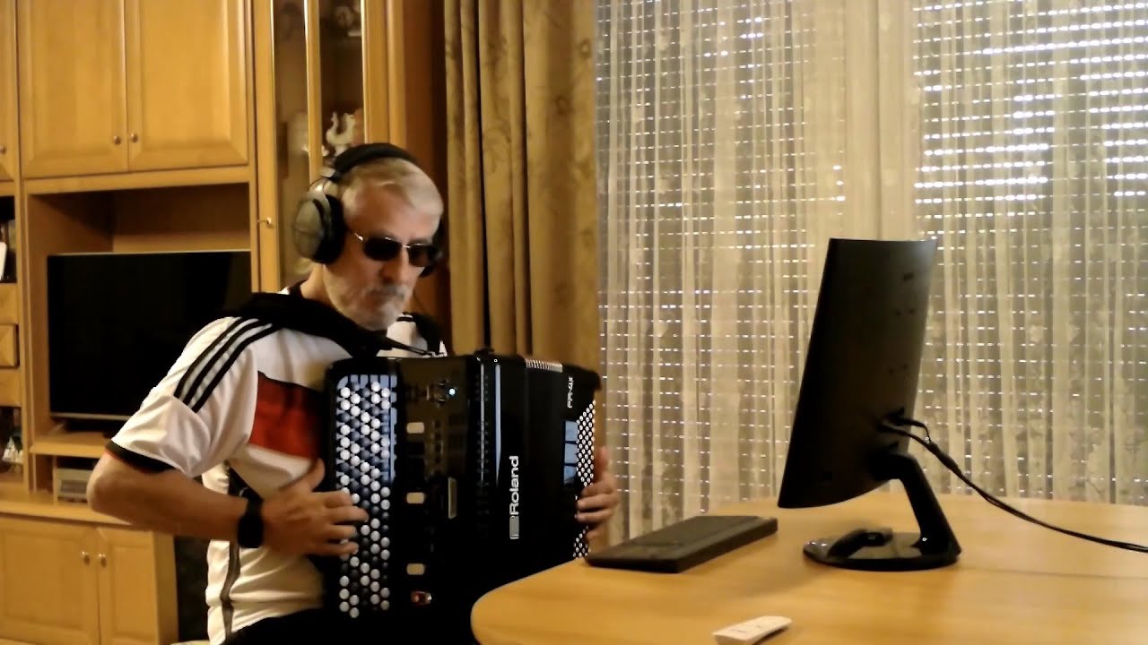 Б. Мокроусов 