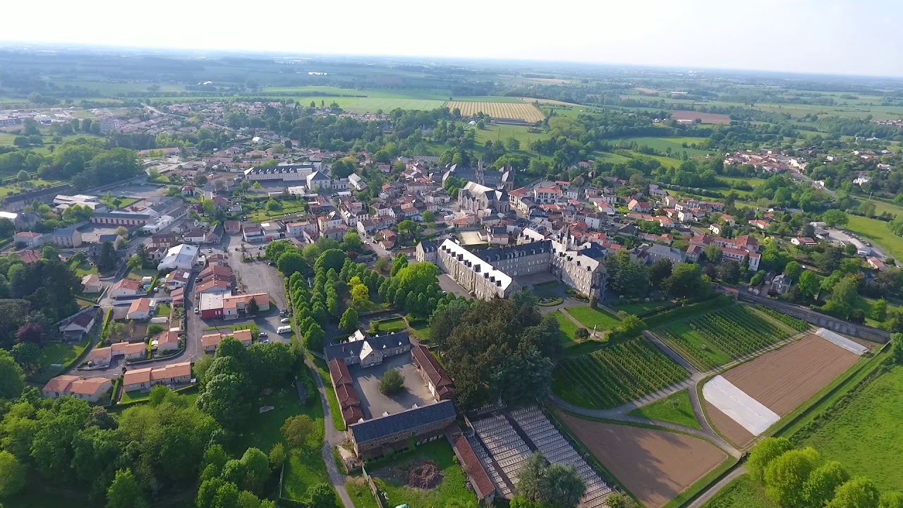 Chavagnes en Paillers en Vendée 85 vue du ciel