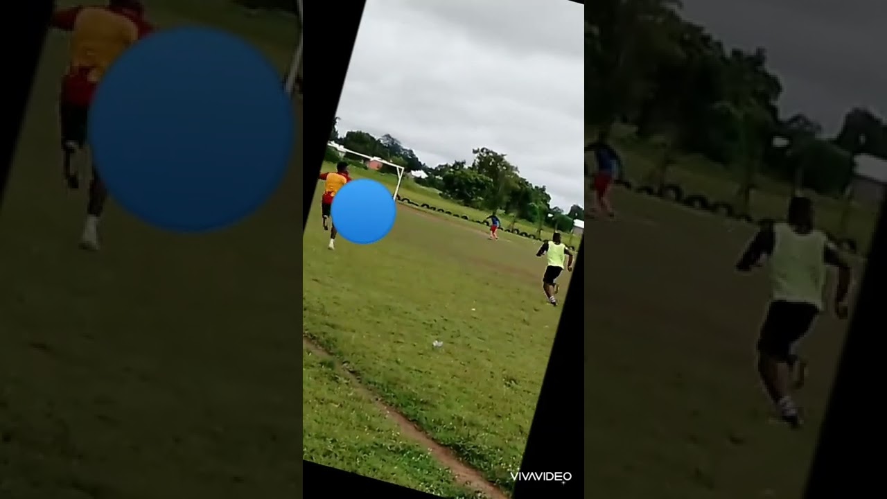 prince of Goals (AgunaNathaniel-10) blockings and protecting the ball from the opponent is Genius