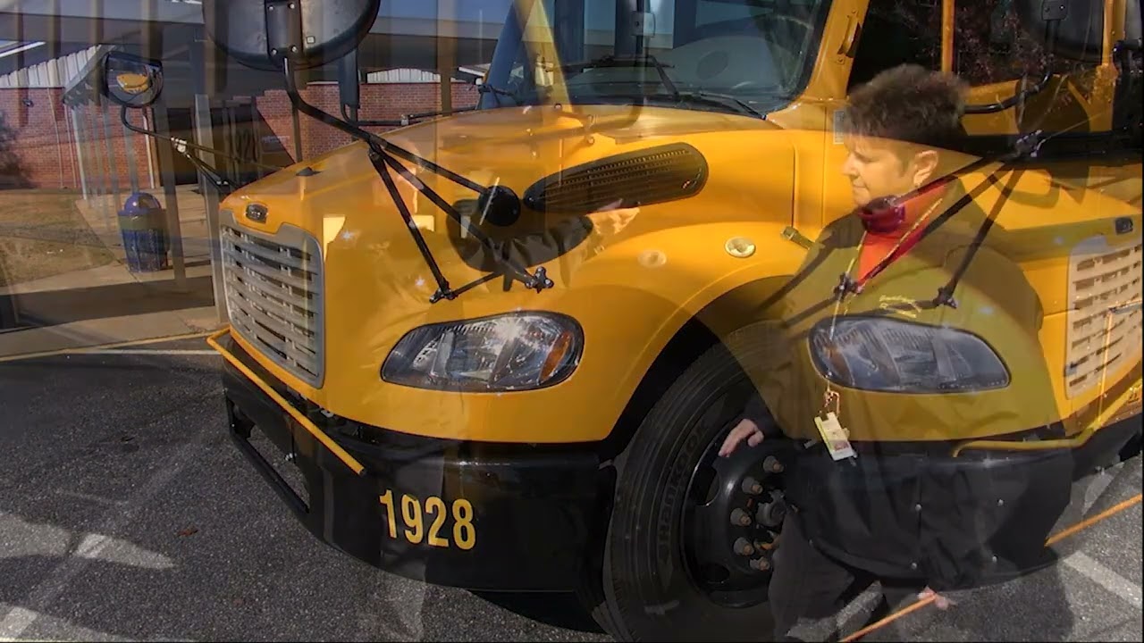 Meet the Bus (2023)