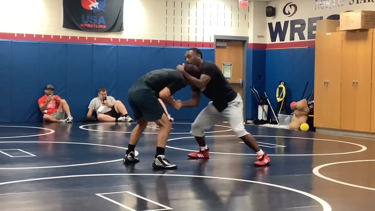 Underhook-ANTRELL Taylor
