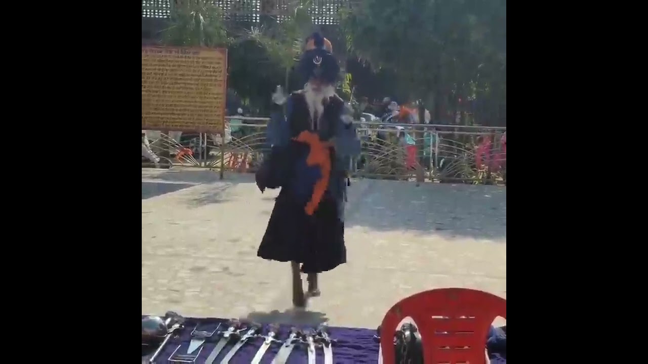 Big Nihang Singh Best Gatka On The Dhol Beat