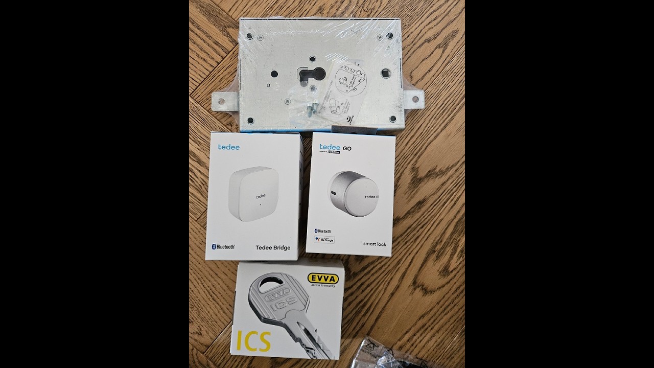 Smartlock Gerda TEDEE GO z wkładką EVVA ICS w drzwiach dierre - AltumPolska
