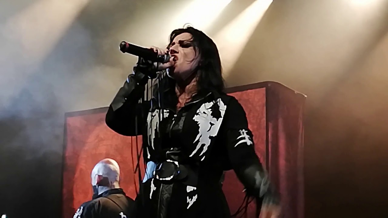 LACUNA COIL (live at ARENA VIENNA 2019-12-08) 09 Veneficium - 10 Nothing Stands in our Way