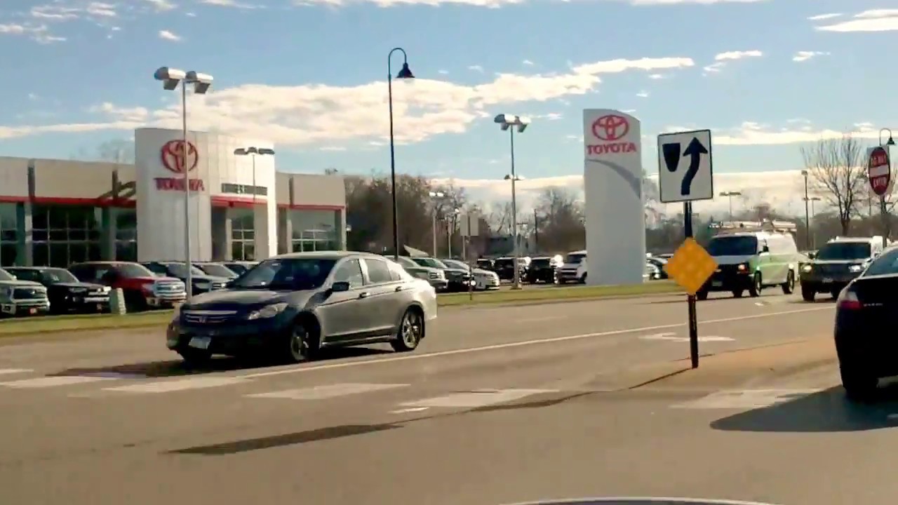 Driving  Brooklyn Blvd in Brooklyn Center & Brooklyn Park Minnesota.