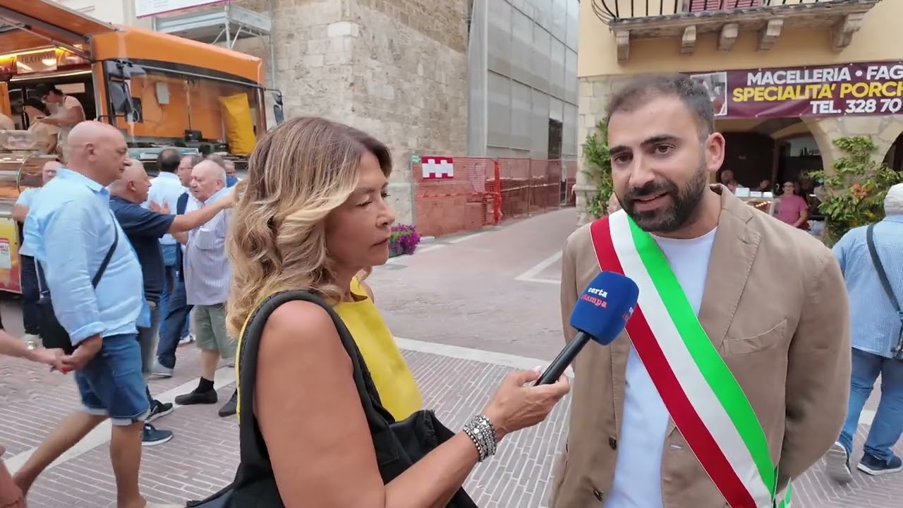 Taglio del nastro per la 54esima edizione della Sagra della Porchetta di Campli