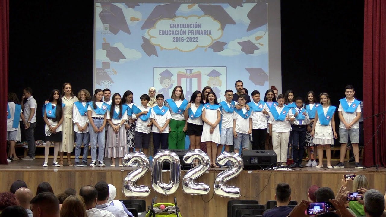 Las clases de 6º del 'Ciudad Ceuta' se gradúan