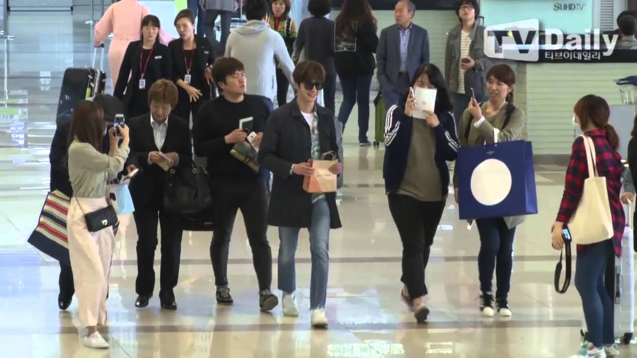 [tvdaily] ★정일우★ 출국, 모델 기죽이는 '훤칠한 기럭지'