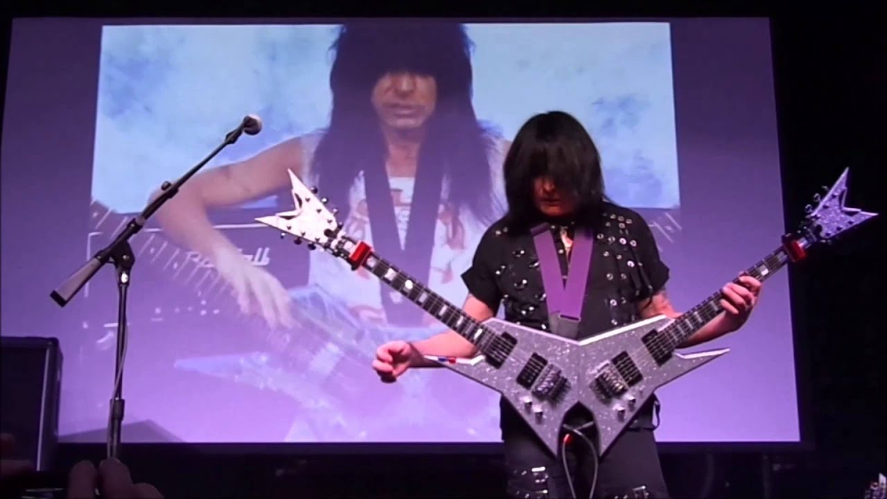 Michael Angelo Batio: Double Guitar Shred Medley (Sioux City, Iowa)