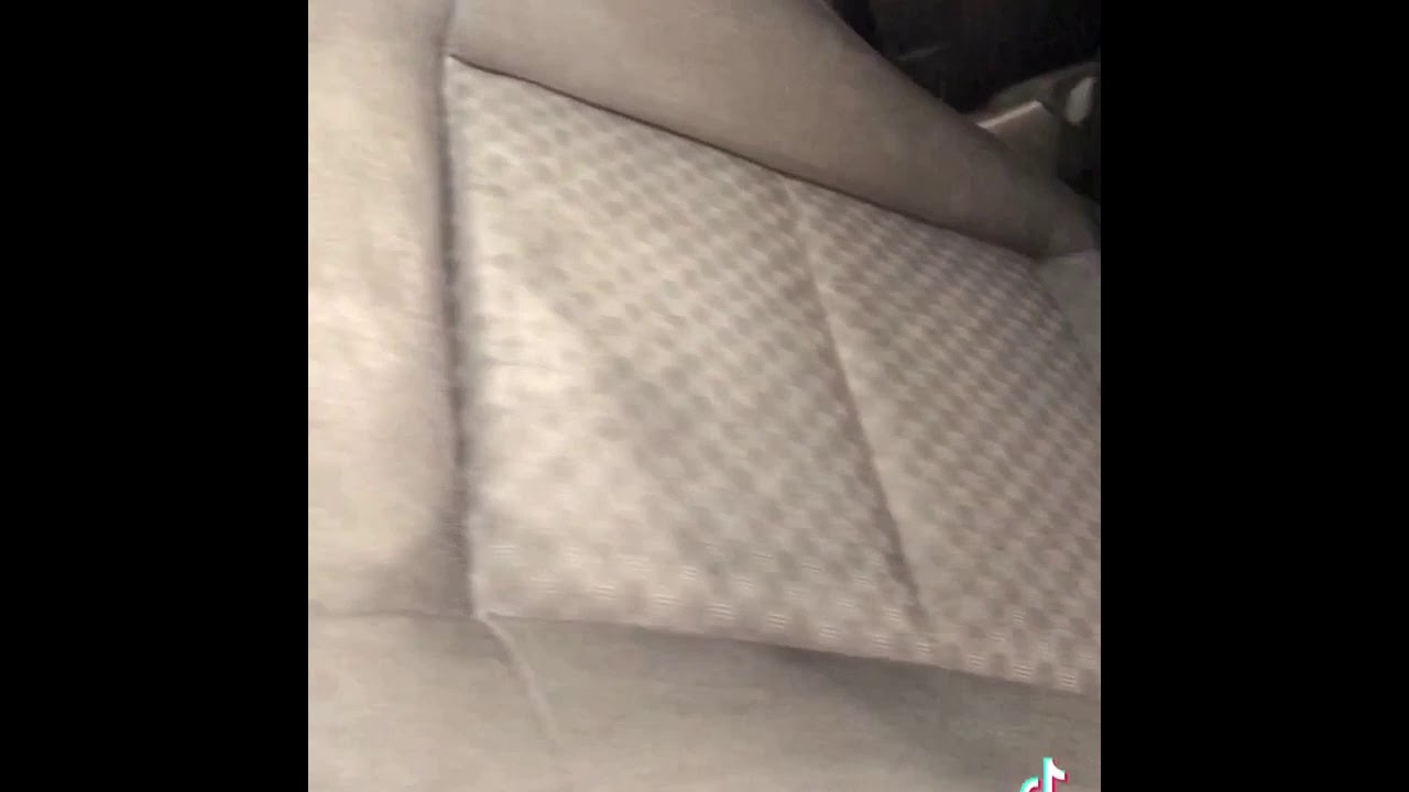Mercedes  Fahrzeugaufbereitung (Innenraum- Flecken Entfernung)