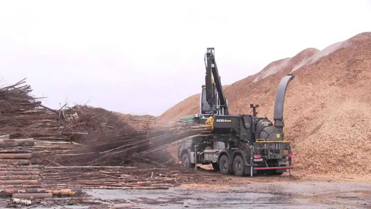Wood Chipper KESLA C1060 on Truck