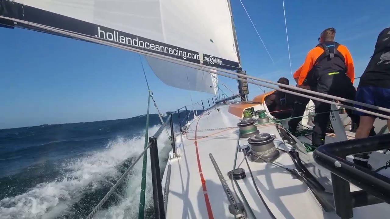 Feel the Speed, 25 Knots by Volvo 60 Boudragon and Holland Ocean Racing