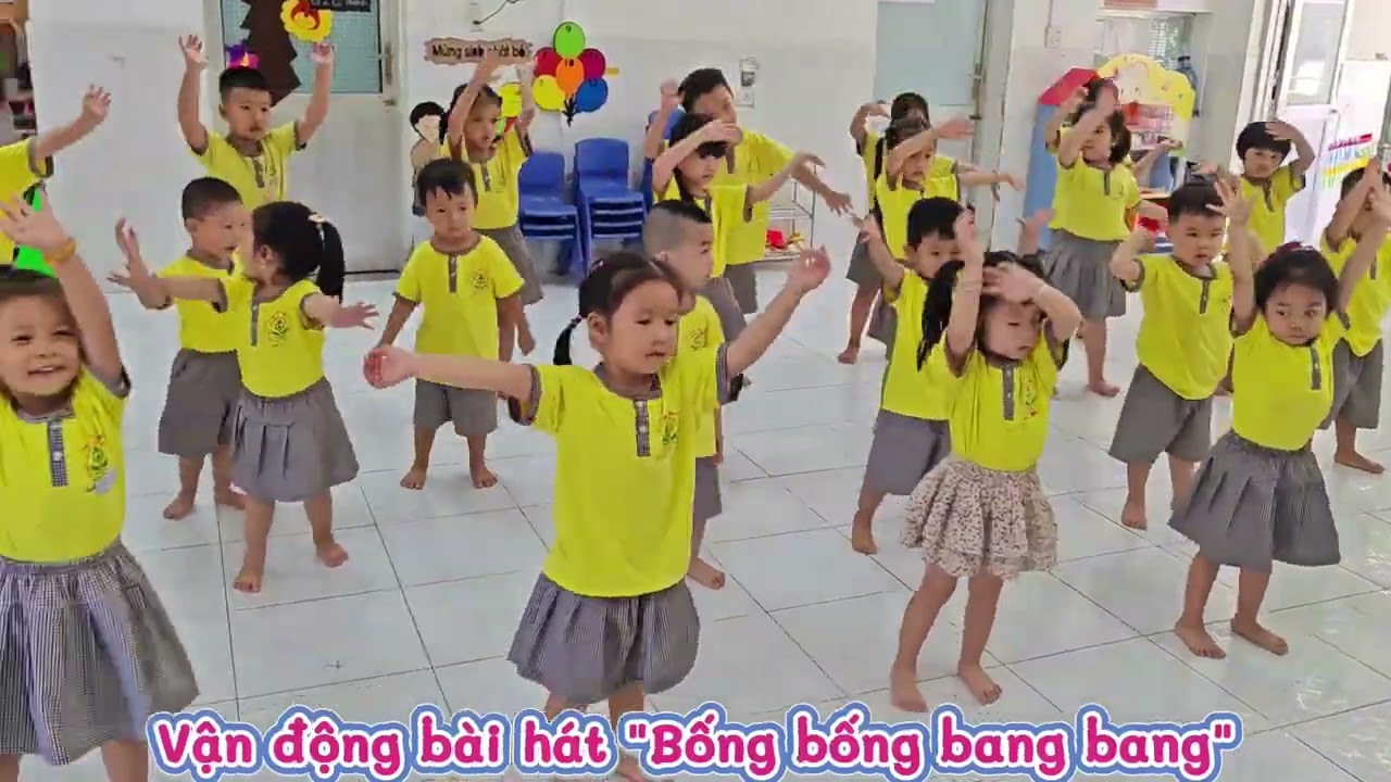 4 tháng 11, 2025