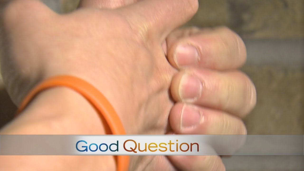 Good Question: What Happens When We Crack Our Knuckles?