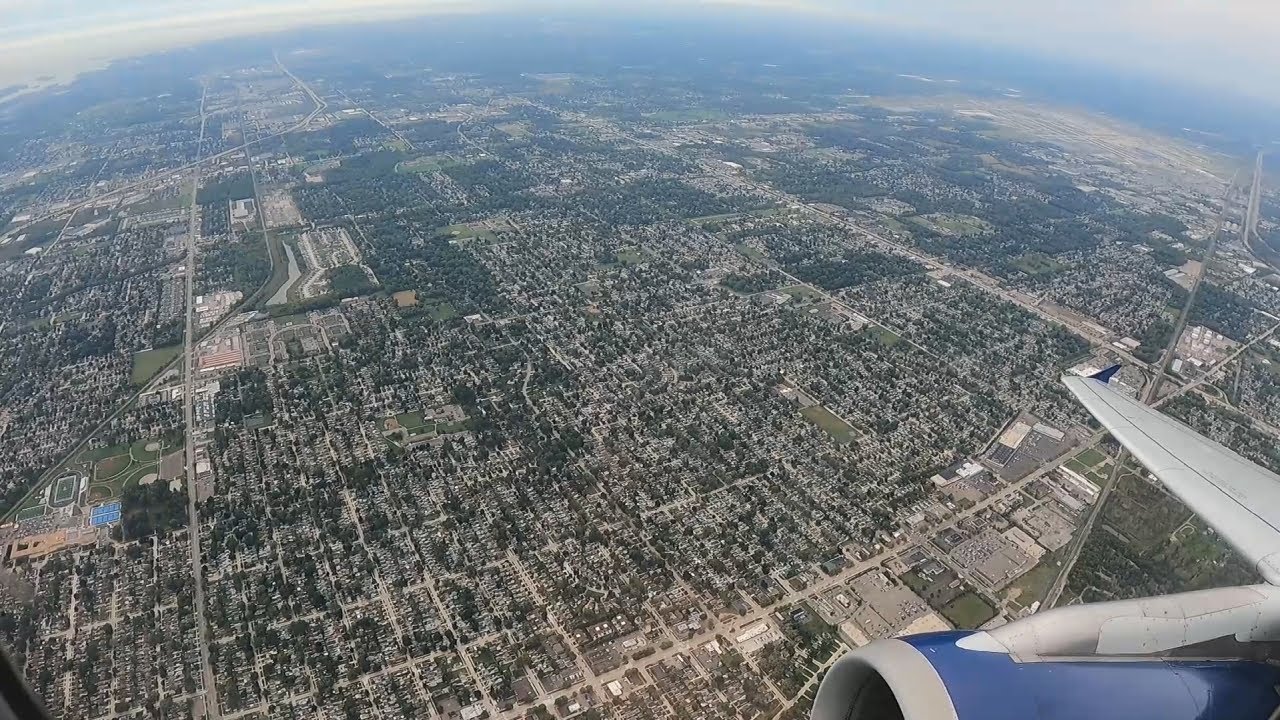 Afternoon Takeoff From Detroit (Delta A320)