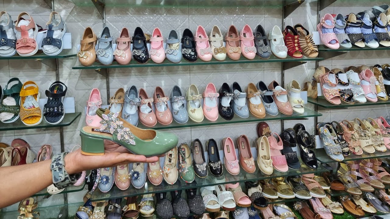Kids Footwear wholesale market | Girlish footwear wholesale | Fancy slippers, Sandals, Shoes VANSHMJ