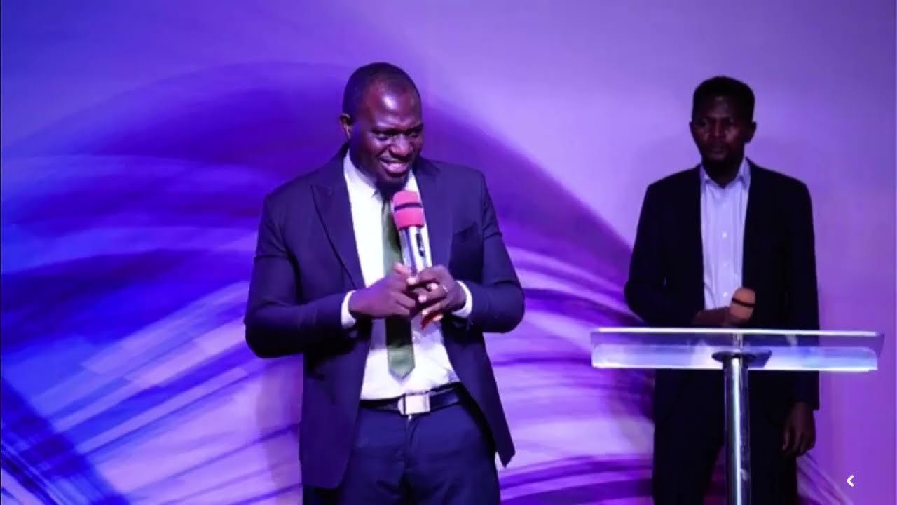 Who is like you - Dunsin Oyekan (cover) | Live Ministration by Stephen Usman