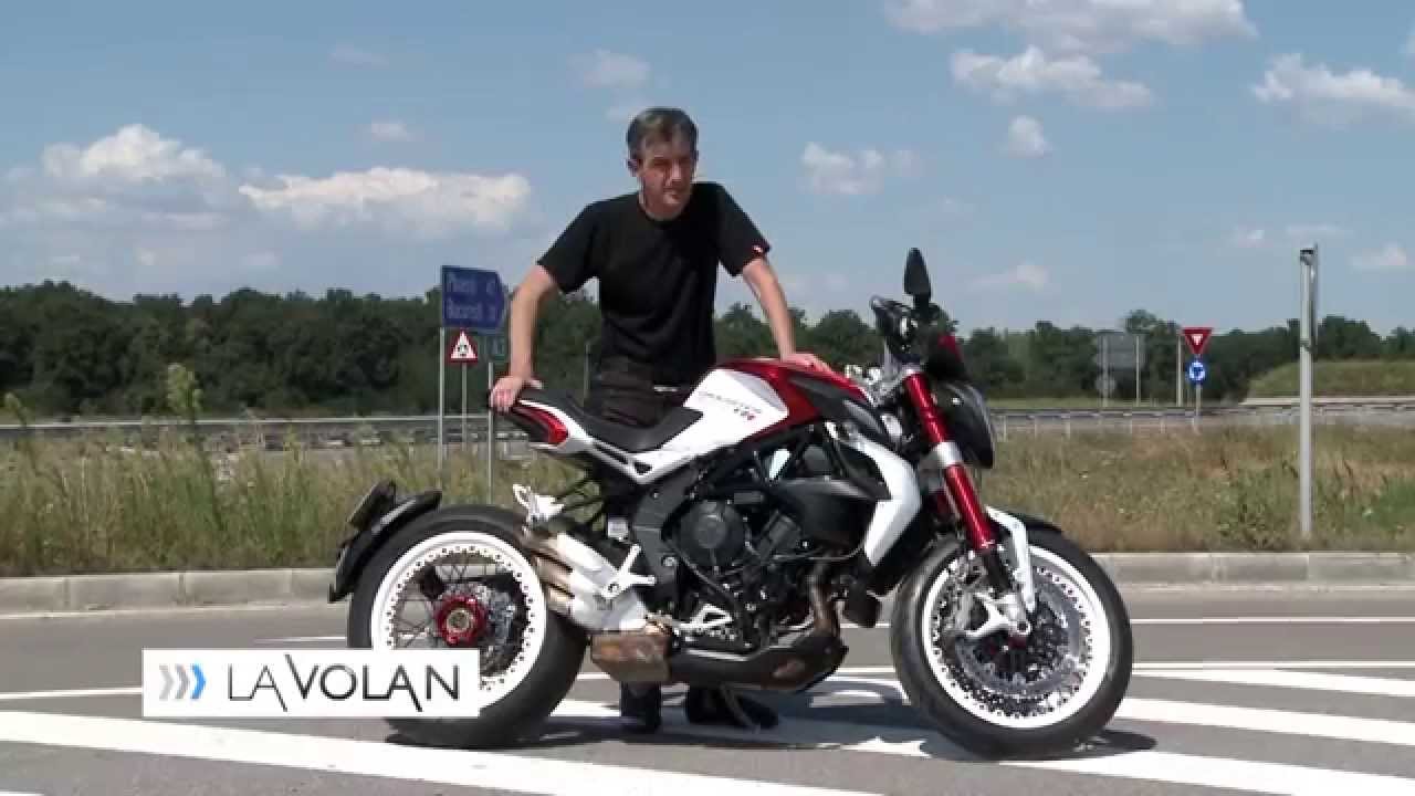 MV Agusta Brutale Dragster 800 RR 2015 test - English