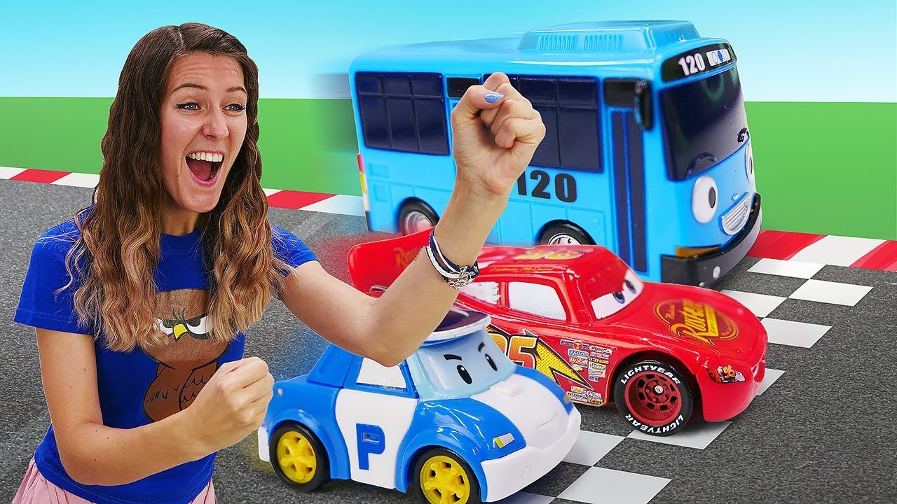Coches de juguete en la Guardería Infantil. Tayo el pequeño autobús. Vídeos de preescolar.