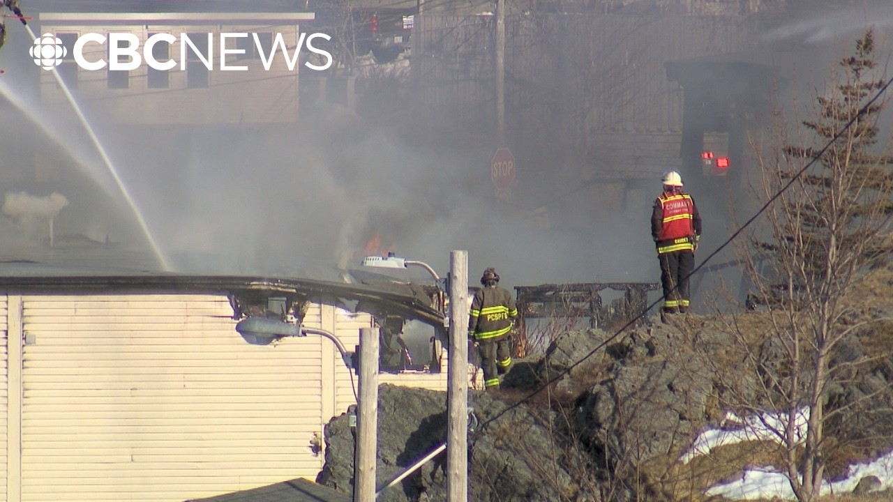 Homes evacuated in Portugal Cove-St. Philip’s as landmark restaurant burns