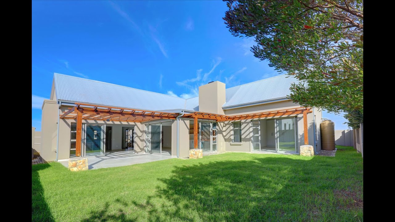 3 bedroom house for sale in Blue Mountain(George)| Pam Golding Properties
