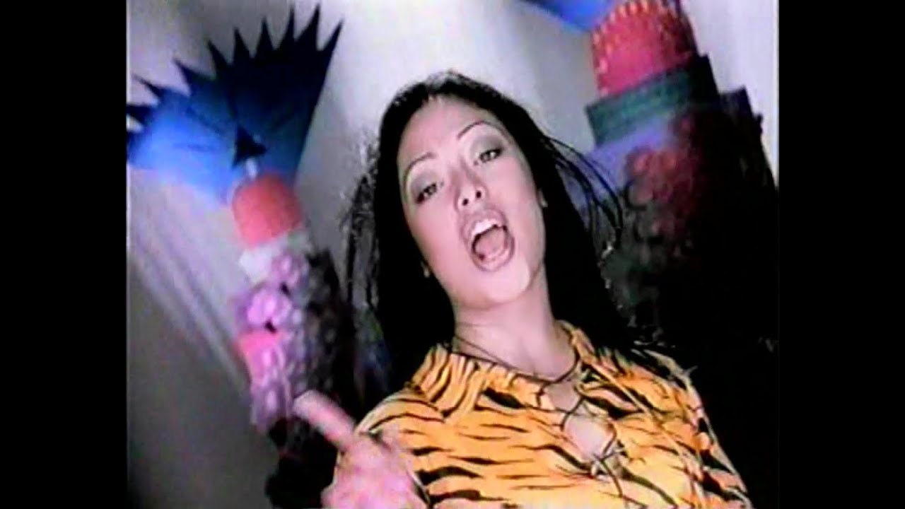 Cecilia Gallardo │Me Estoy Enamorando (Video Oficial)
