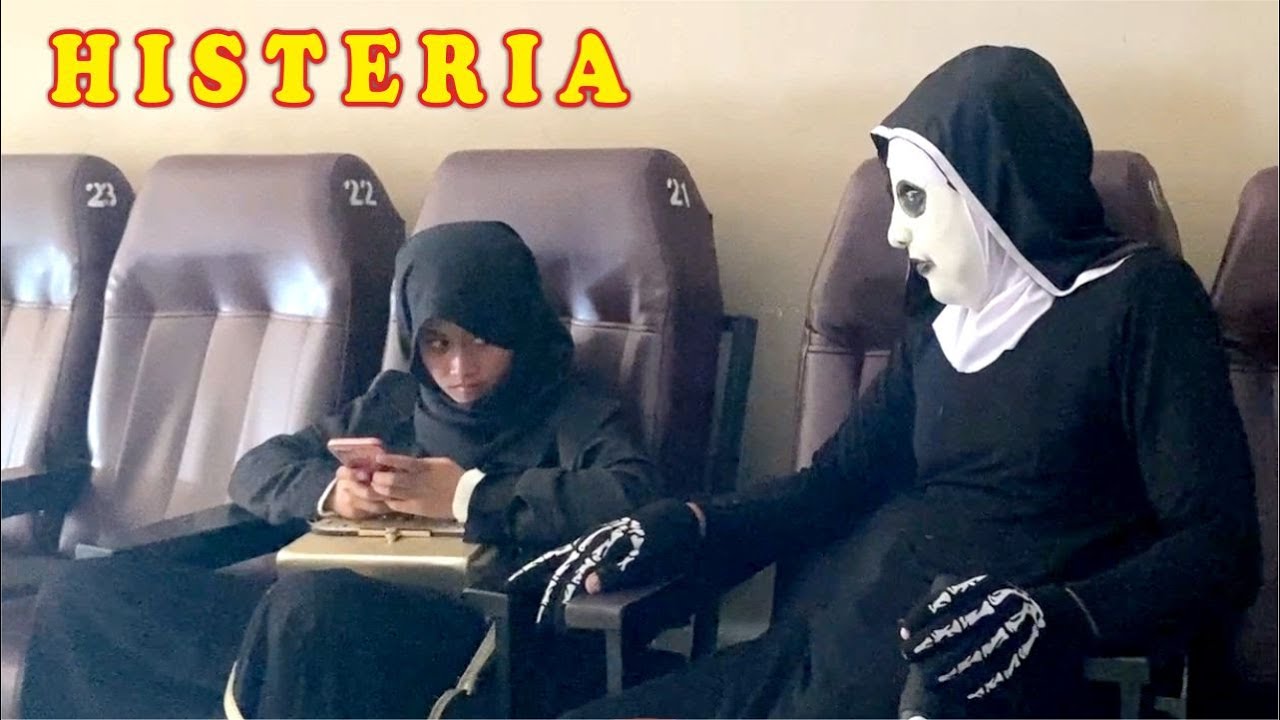 ПРАНК МОНАШИНЫ в кинотеатрах || В кино есть Валак