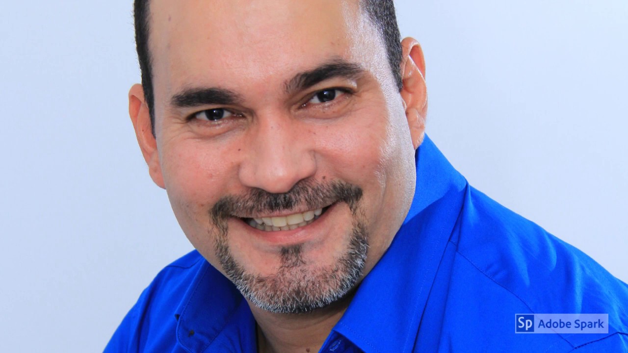 El Cantante Quique Pe&ntilde;a y la @GenteClave