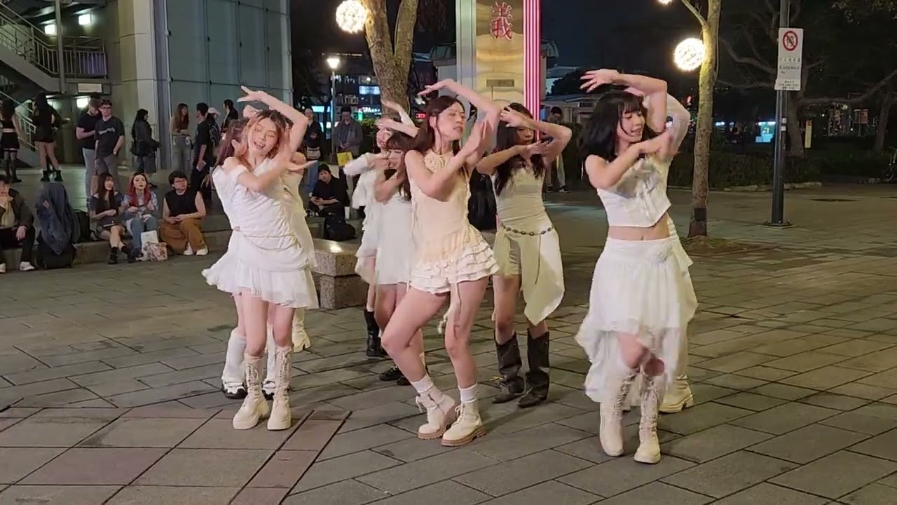 街舞團體在信義商圈展演（1a）（2026年3月1日）