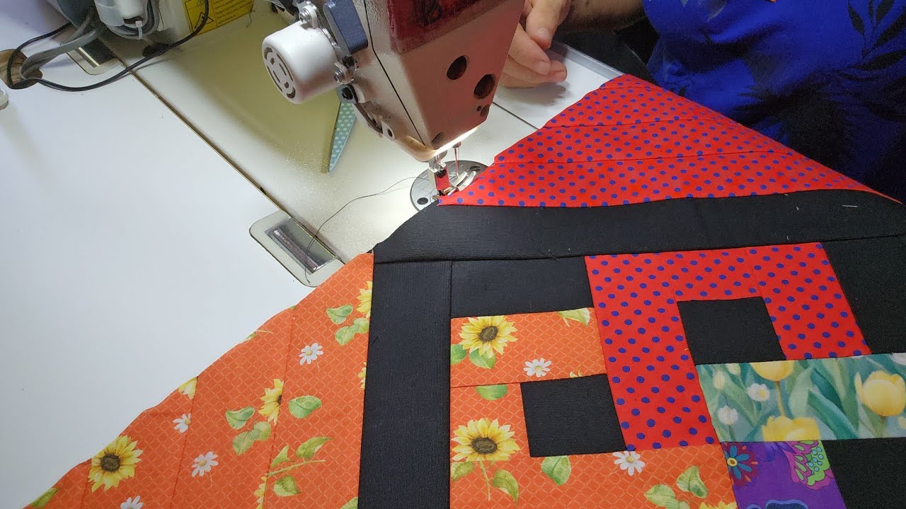 01 BLOCO DE PATCHWORK +ALGUMAS FAIXAS SAIU ESTE LINDO TAPETE 🌺 