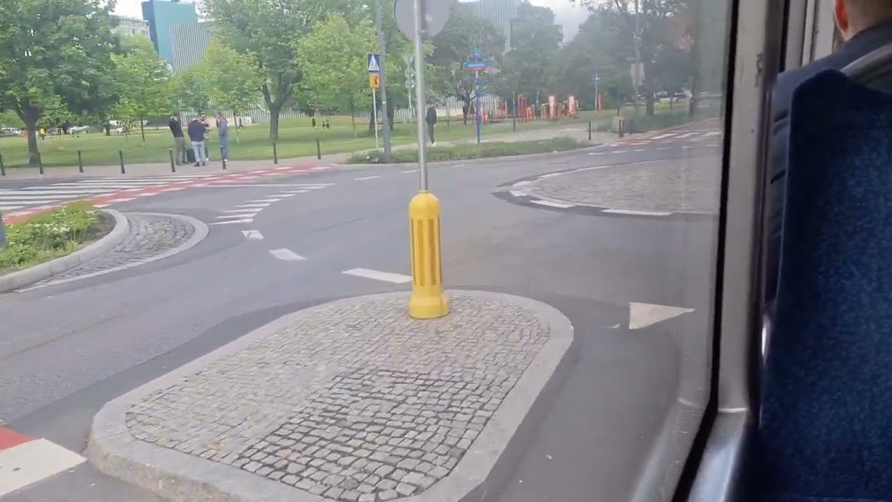 Przejazd warszawskim autobusem Solaris Urbino 15 #6962 ex. 8919 linia 100