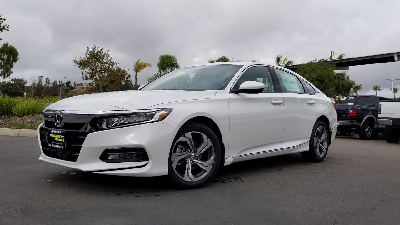 Обзор Honda Accord EX 2018 года