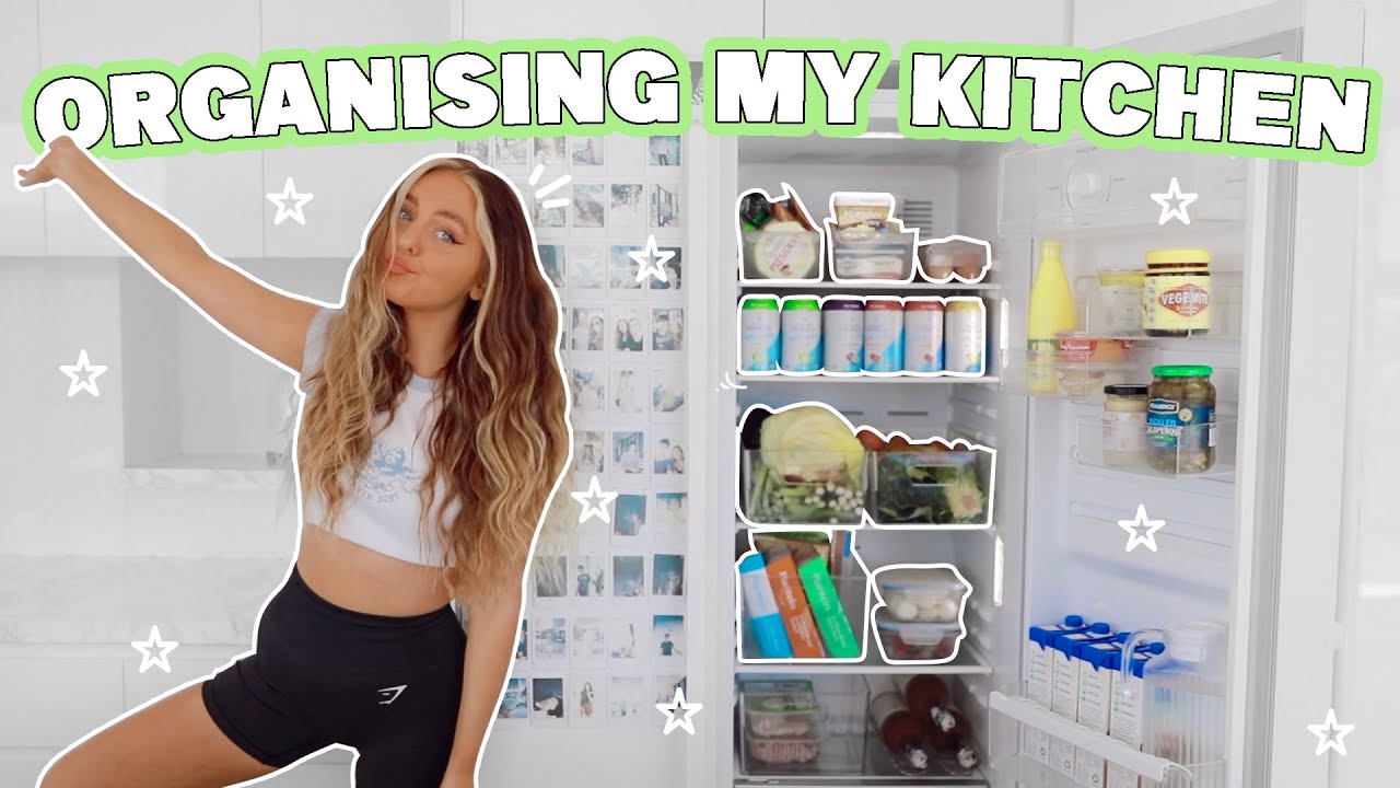 MOVING VLOGS! Kitchen & Fridge ORGANIZATION (Grocery haul + pinterest fridge)
