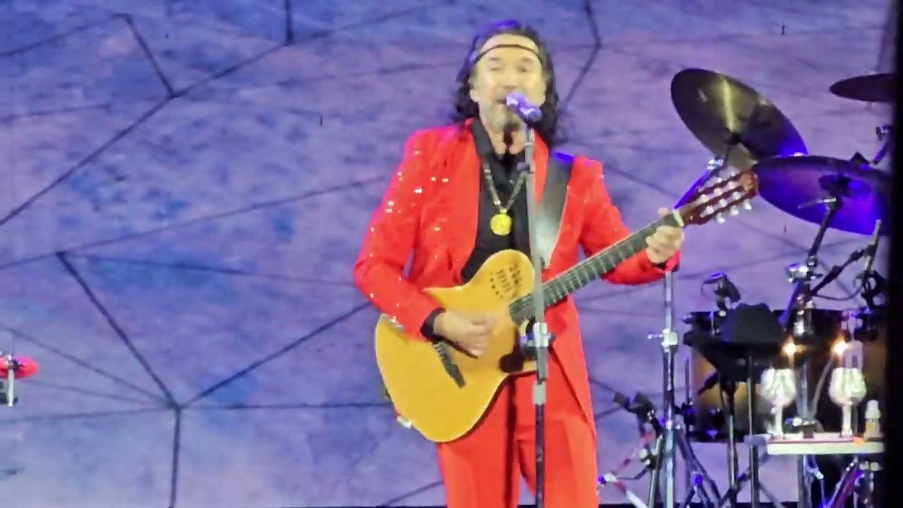 Los Bukis - Como fui a enamorarme de tí ( #tour Una Historia Cantada) #losbukis #envivo #guatemala