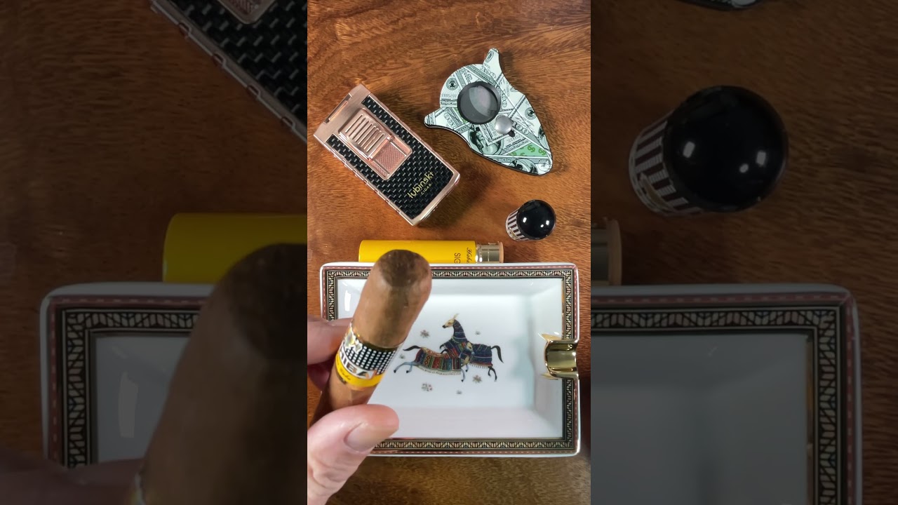 COHIBA SIGLO I - Chinese New Year #cigars #cigarsdaily #cigarsdailynation
