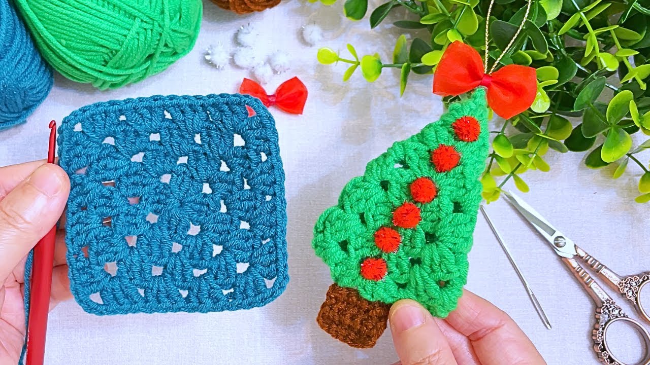 Easy Crochet Mini Christmas Tree DIY 2024 – A Surprise Christmas Gift Idea!
