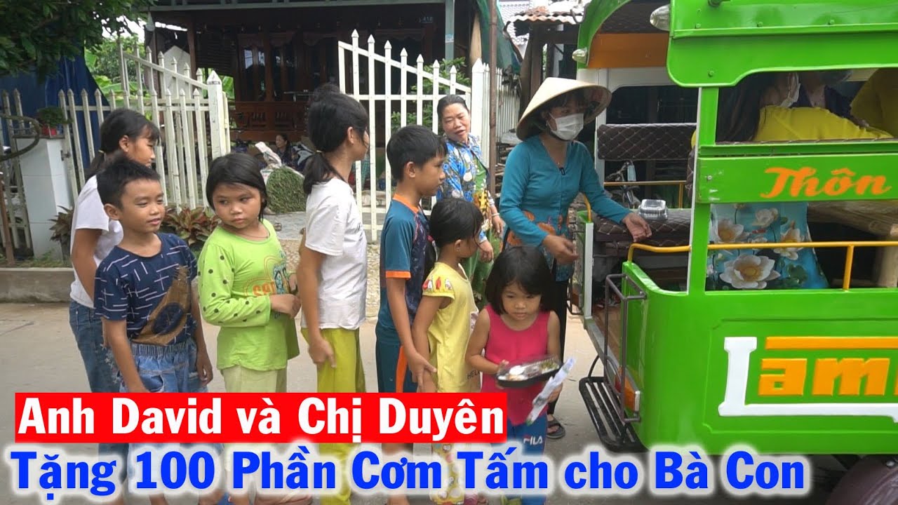 Chạy xe Lambro tặng 100 Phần Cơm Tấm cho Bà Con Quê Em từ Tấm Lòng của Anh David và Chị Duyên