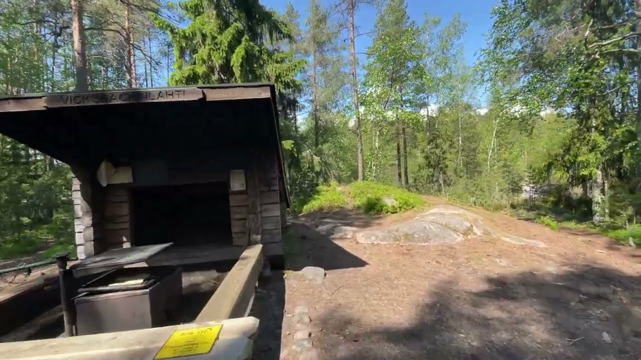 ● Teijon kansallispuistossa Matildajärven poluilla / Salo, Finland (4K)