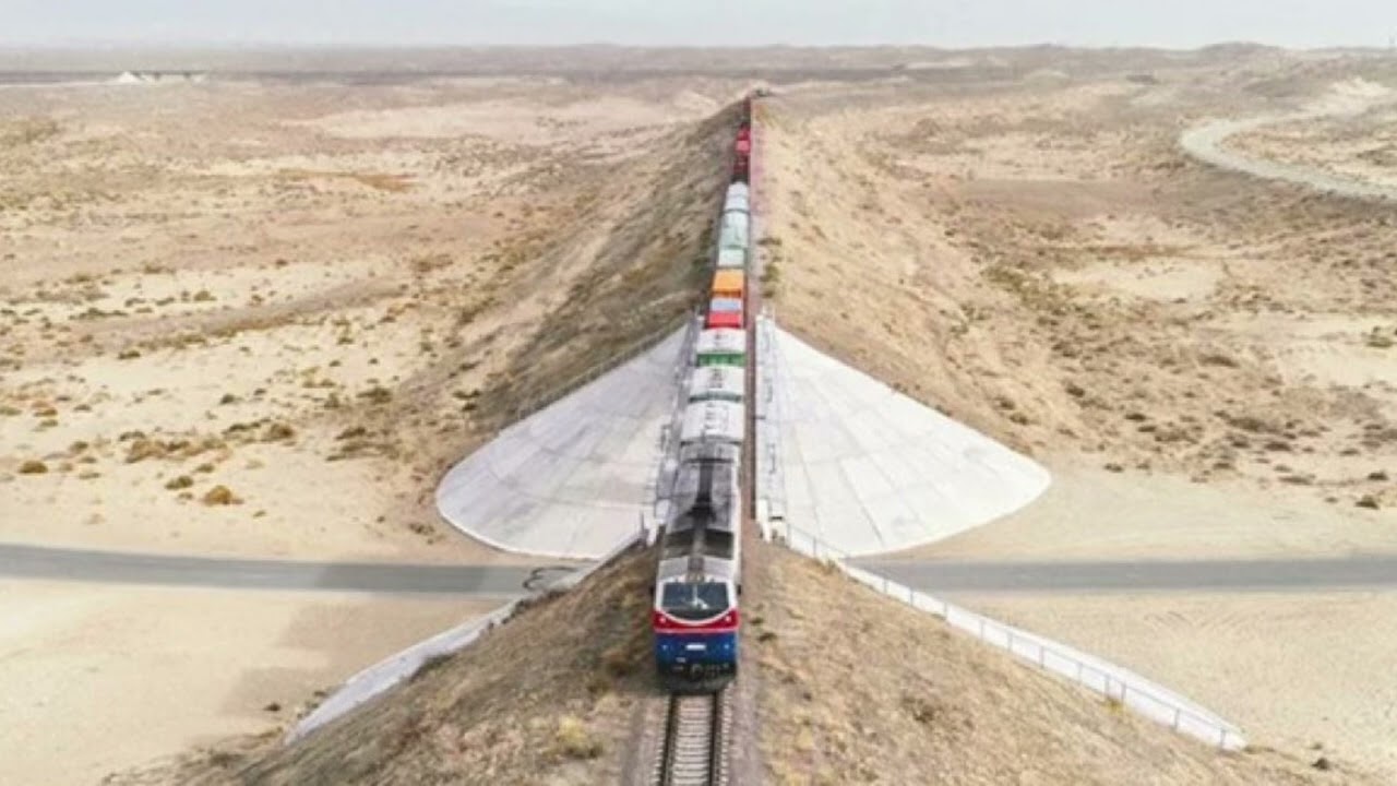 Pakistan&rsquo;s digital transit trade pivoting from physical cargo to digital infrastructure 