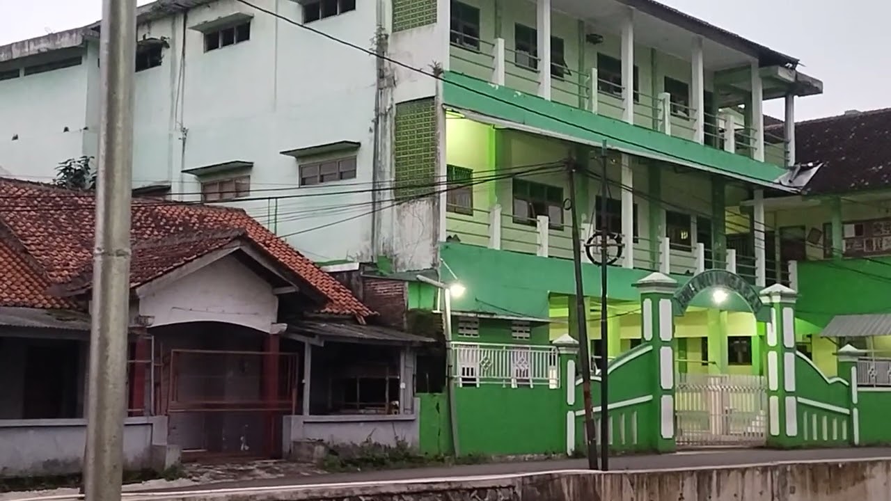 SMK NU Ungaran yang megah