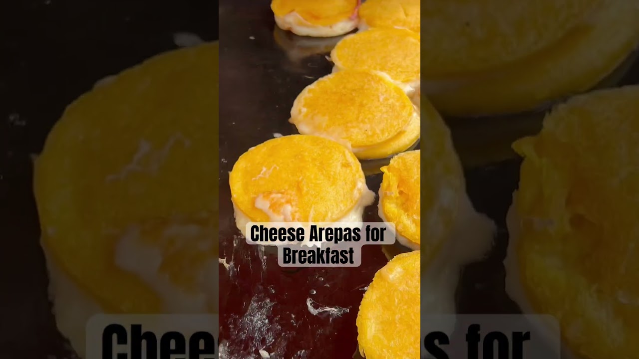 #breakfast_ideas #cheesepull #cheeselover #arepas #cheeseaholic #breakfast #venezuelanfood