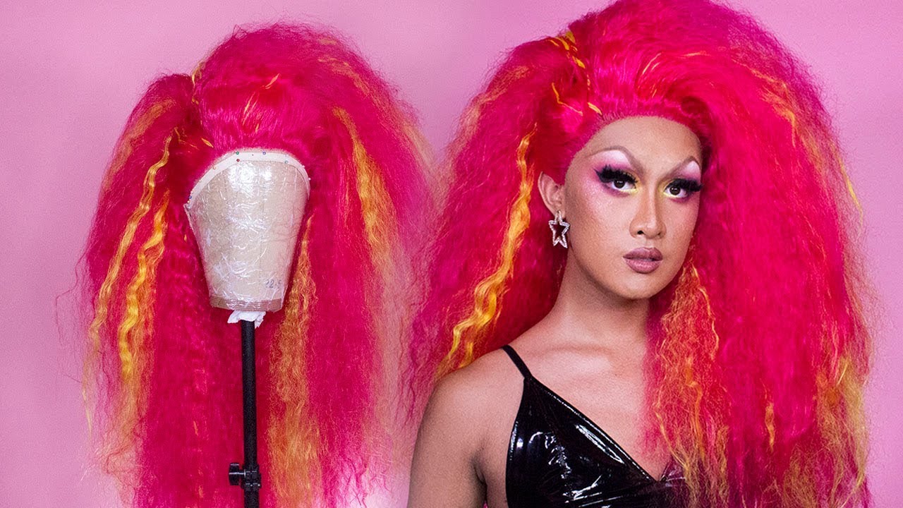 How To Style Two-Tone Huge Crimped 80's Inspired Hair on a Synthetic Wig