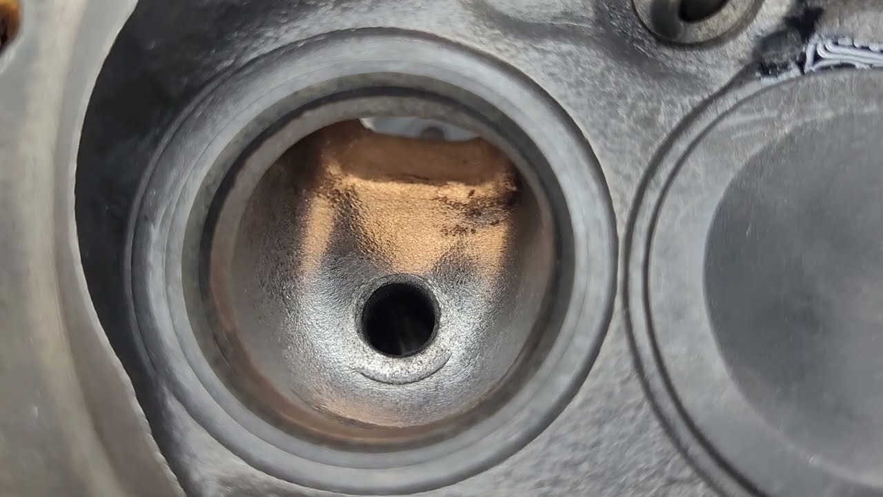 David Vizard, U.T.G., U.M.S. Mission Impossible 318 project. 675 cylinder heads bowl blended exhaust