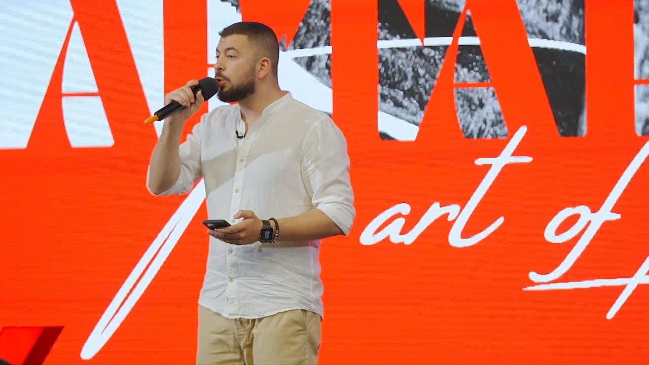 Greșiți, vă rog!  | Dragoș Munteanu | TEDxValeaTrandafirilor