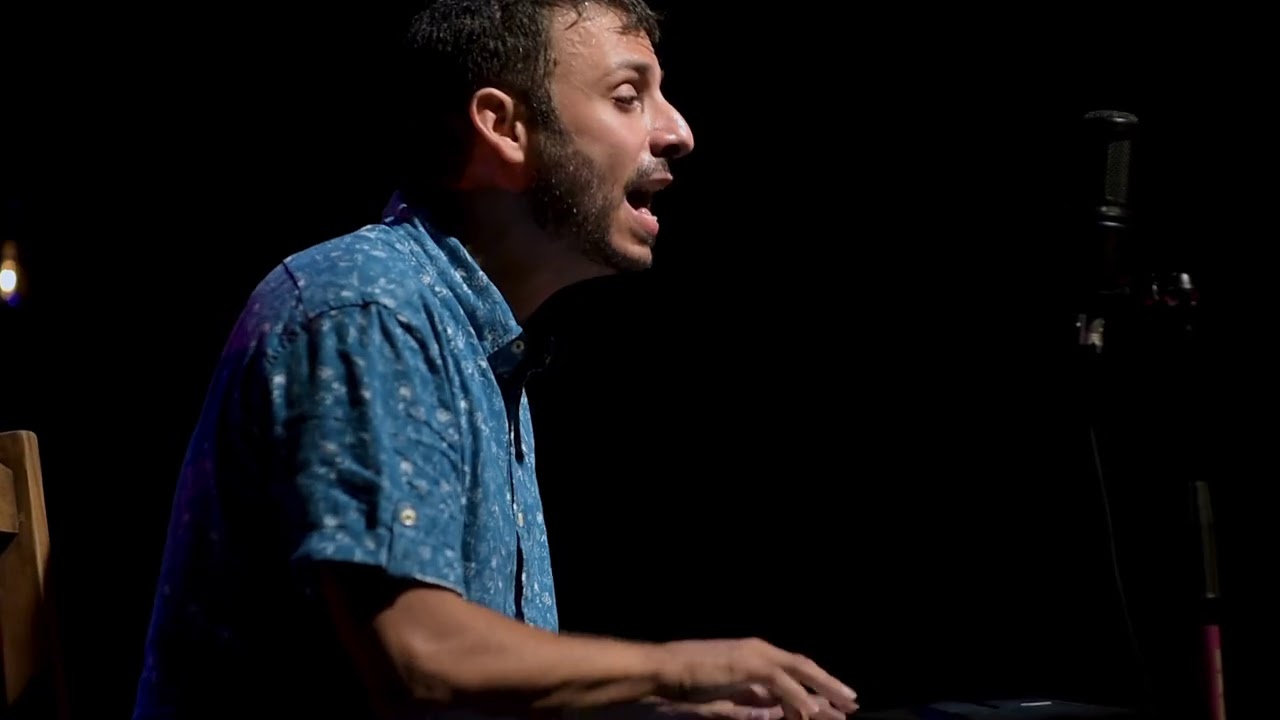 Tres agujas // Lucas Heredia // Lo mínimo indispensable