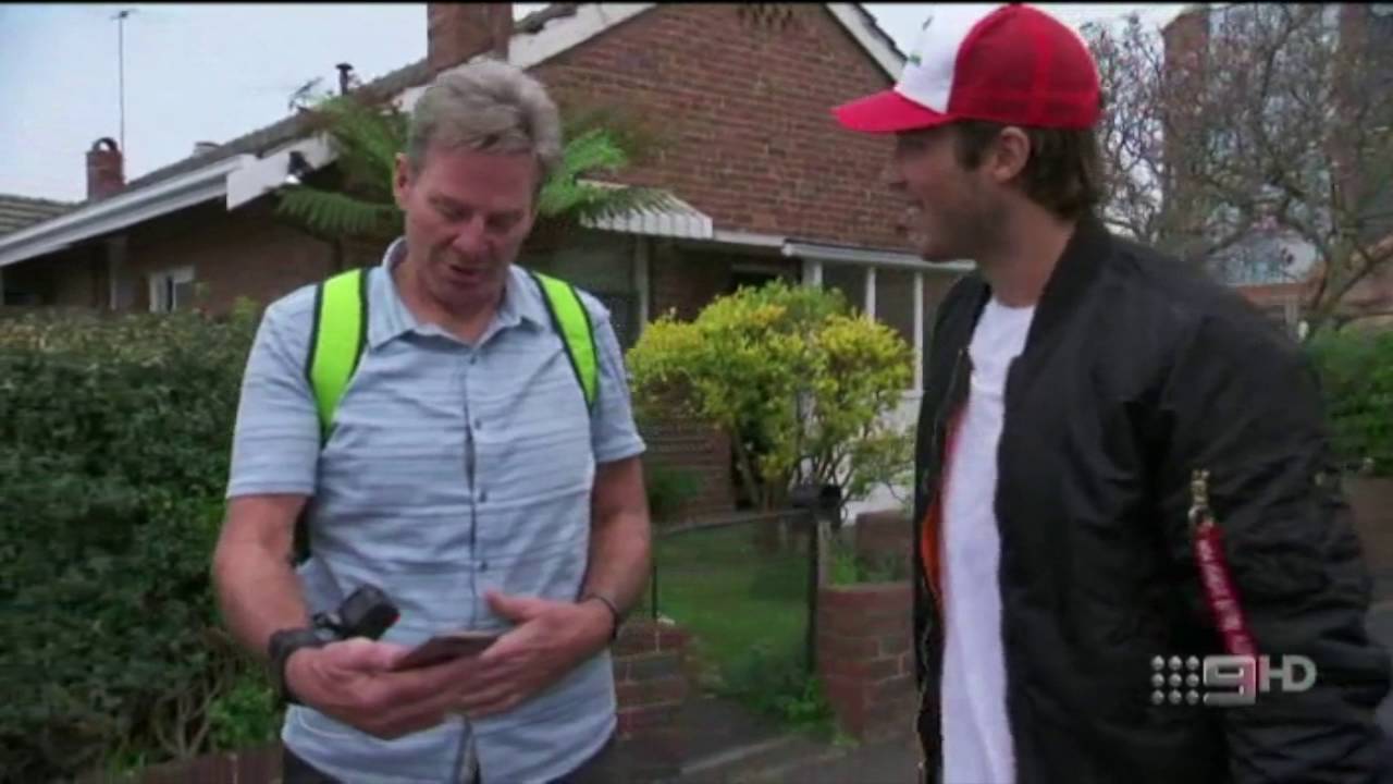 Alex Rance teaching Sam Newman how to play Pokemon GO