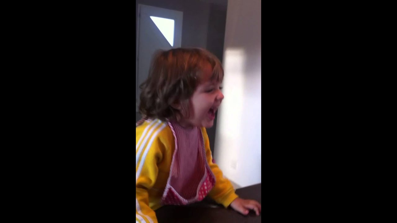 Pie face jeu tarte &agrave; la cr&egrave;me fou rire