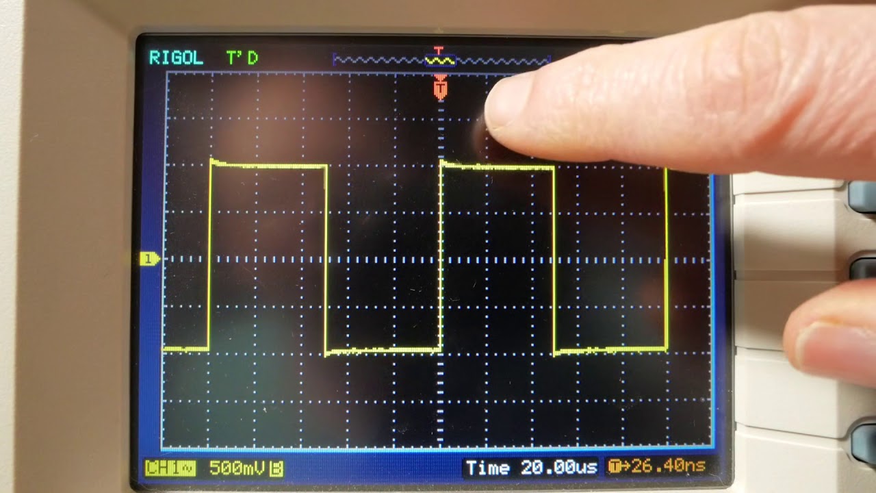Audio amplifier step response and stability test class AB and D chip amps